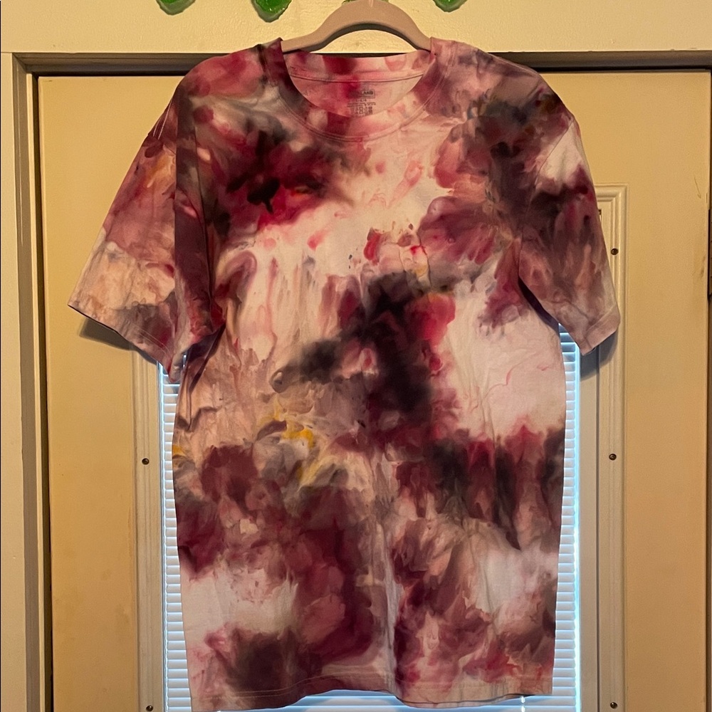Kirkland Signature Men's Multicolor Tie-Dye Tee